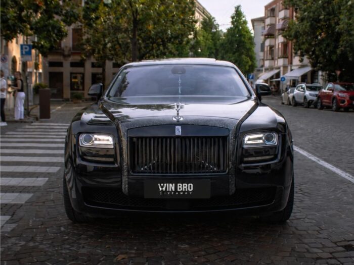Rolls Royce Ghost 2012‎ 570 HP + £2000