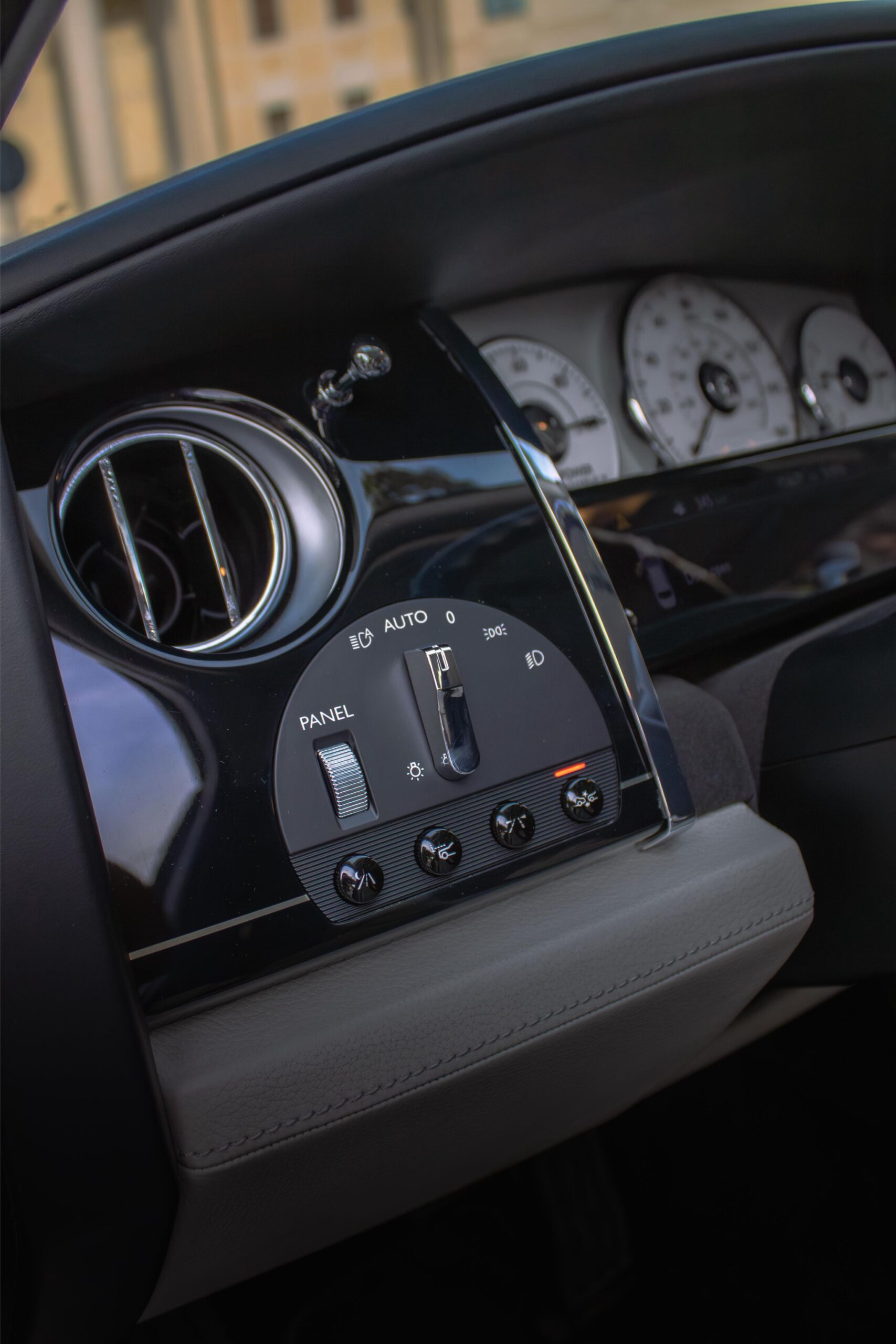 Rolls Royce Ghost 2012 570 HP + £2000 - Image 11