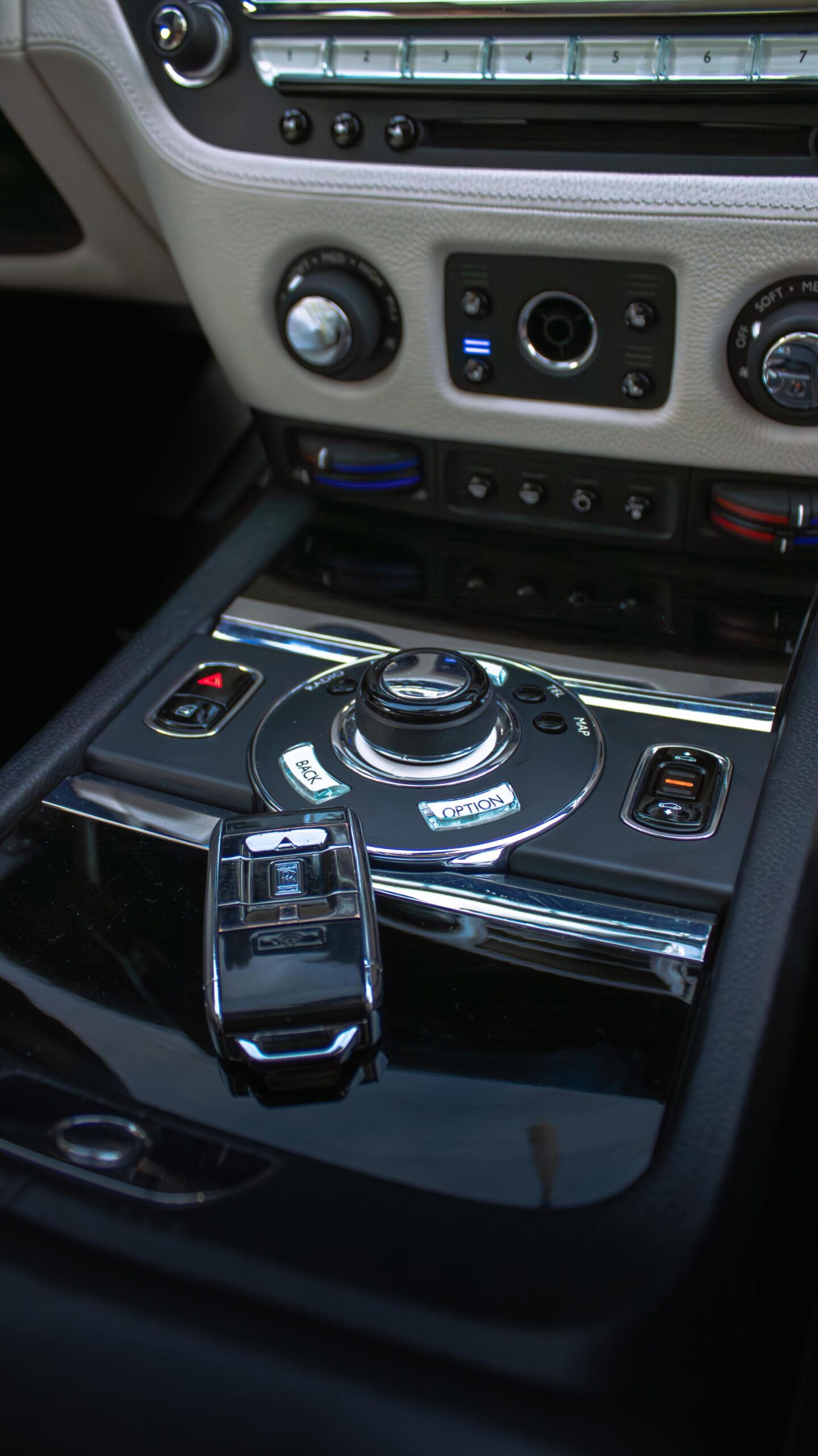 Rolls Royce Ghost 2012 570 HP + £2000 - Image 12